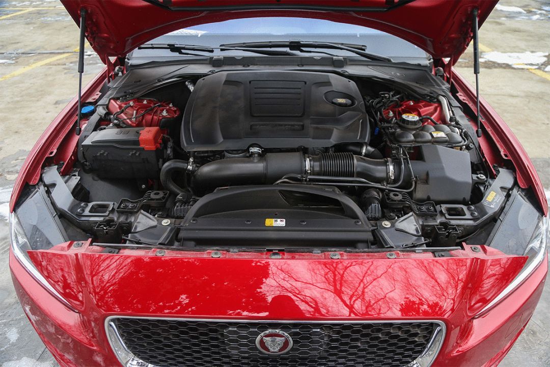 新款捷豹xel赛道,24款捷豹xel试驾体验