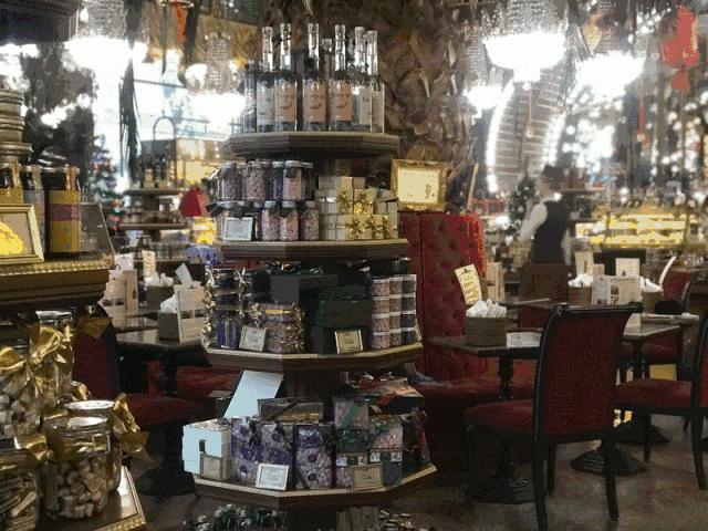 我去了一趟俄罗斯，那里有这个宇宙间最高的审美和康熙大帝的美食