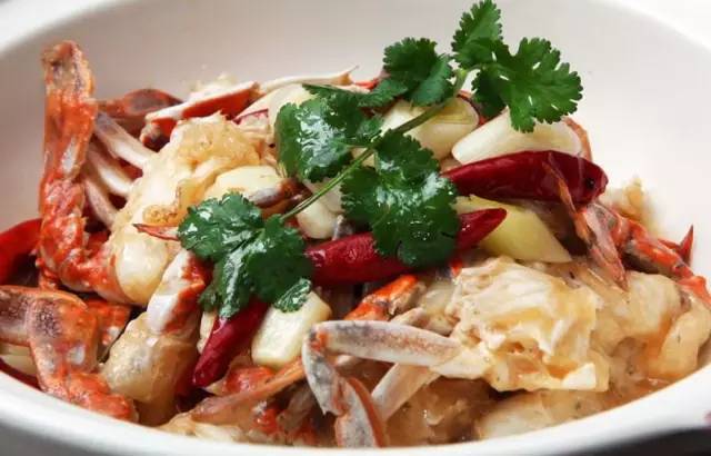 这家酒店复古而优雅,这家酒店科技感满满