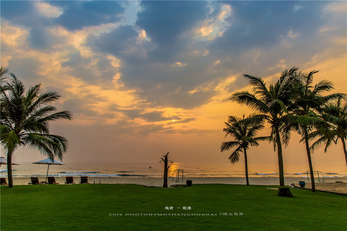 周末越南团进入东兴旅游,节假日去越南旅游怎么样