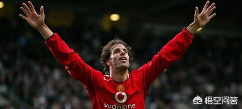 足坛改变位置的人,足球巨星的转变