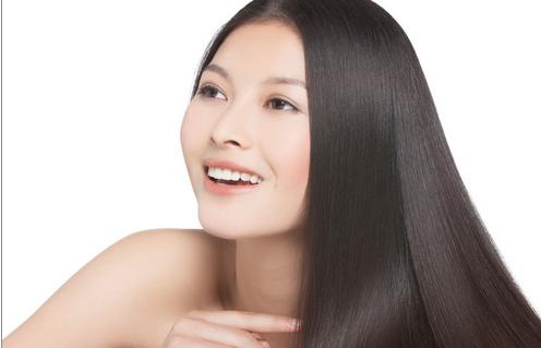 晚上短头发怎么弄早上才会蓬松,晚上编头发让头发变蓬松的办法