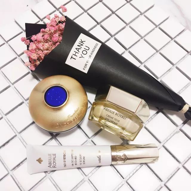 十大最好用的五款眼霜,全球公认最好用的10大眼霜25岁