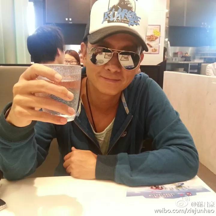 胡歌张国荣金马影帝,胡歌成长路上最重要恩师