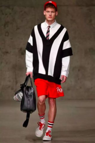 李宁新款打篮球最舒服的是哪一款,李宁和匹克篮球鞋推荐