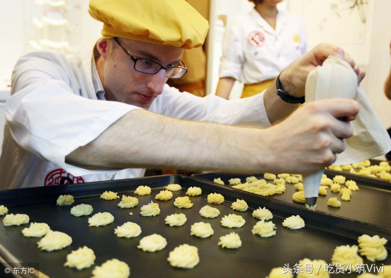 曲奇为什么面团太干了揉不成团,曲奇黄油烘培技巧