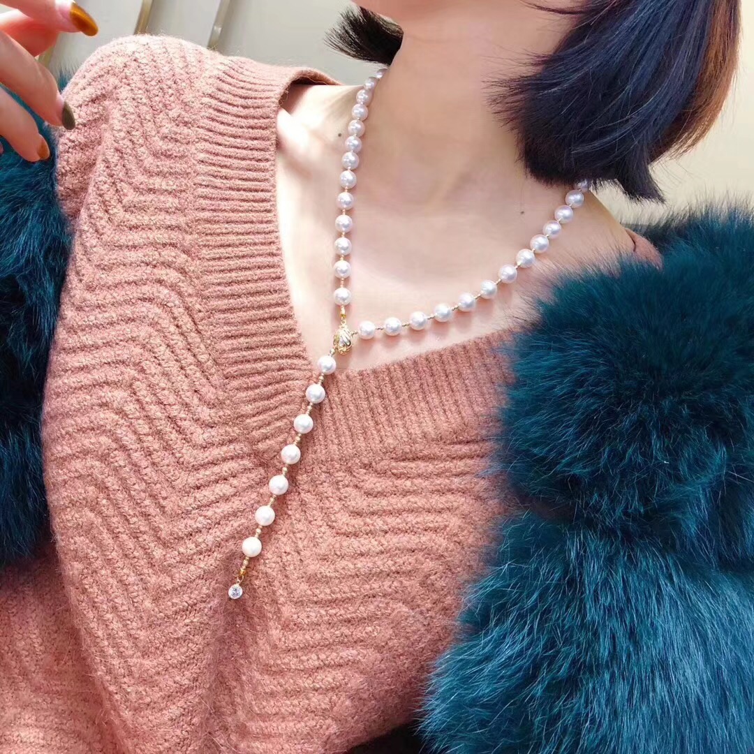 珍珠搭配黄金毛衣链,珍珠李夫人