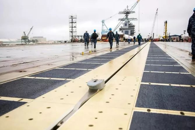 世界最大的航母有多长,世界上最大的航母是什么航母