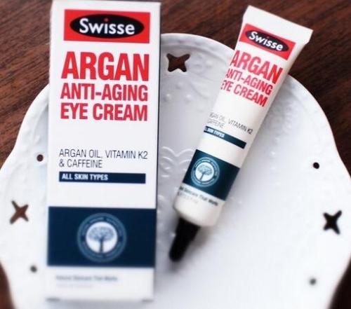 消除眼袋口碑最好的三款眼霜,去眼袋鱼尾纹眼霜推荐平价