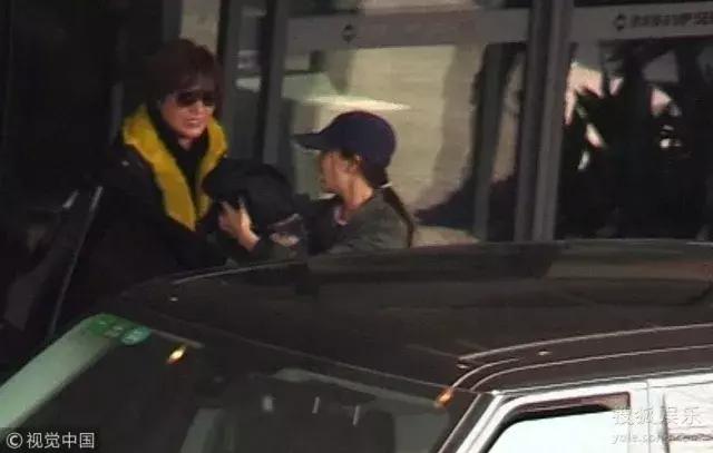 baby装蜡像,baby假装蜡像邓超