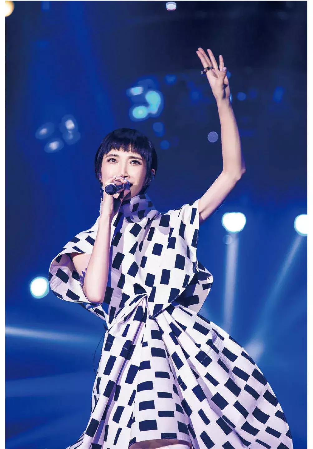 歌手洪涛落泪完整版,歌手洪涛哭了完整版