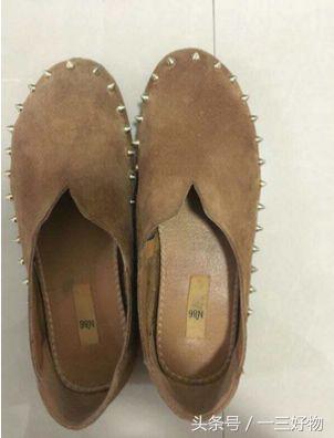 白鞋自然发黄,黑鞋白底发黄怎么办