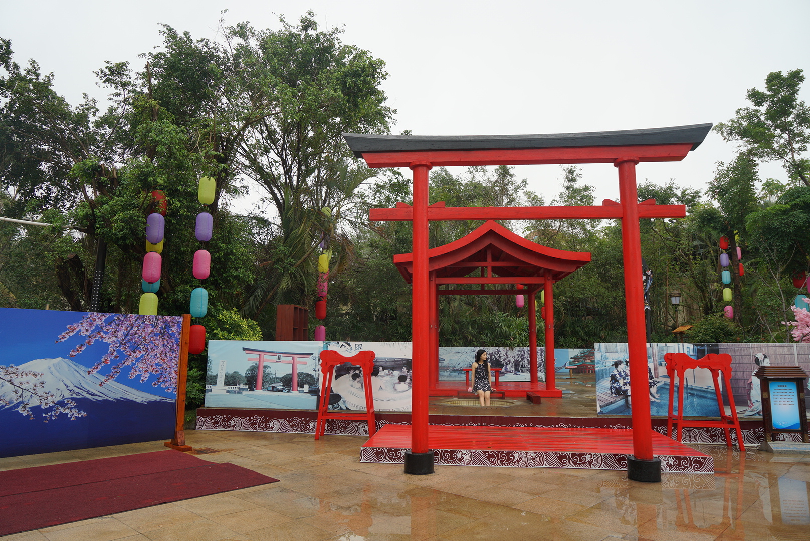 死海景区泡温泉,死海漂浮汤泉