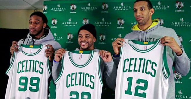 好消息!8尺臂展莱特正式签约火箭,球迷:欢迎来休城吃饼！