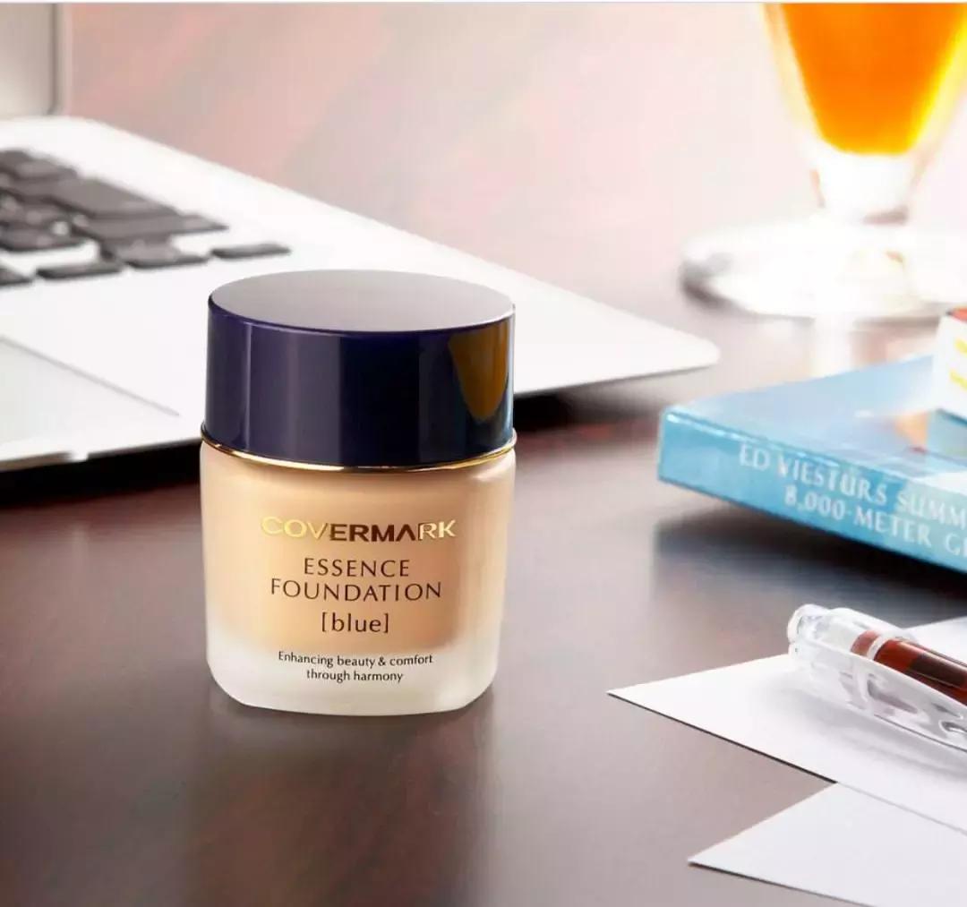 香奈儿粉底液和阿玛尼哪个好用,香奈儿山茶花粉底液和阿玛尼大师