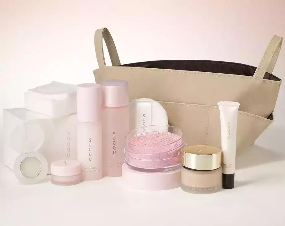 香奈儿粉底液和阿玛尼哪个好用,香奈儿山茶花粉底液和阿玛尼大师