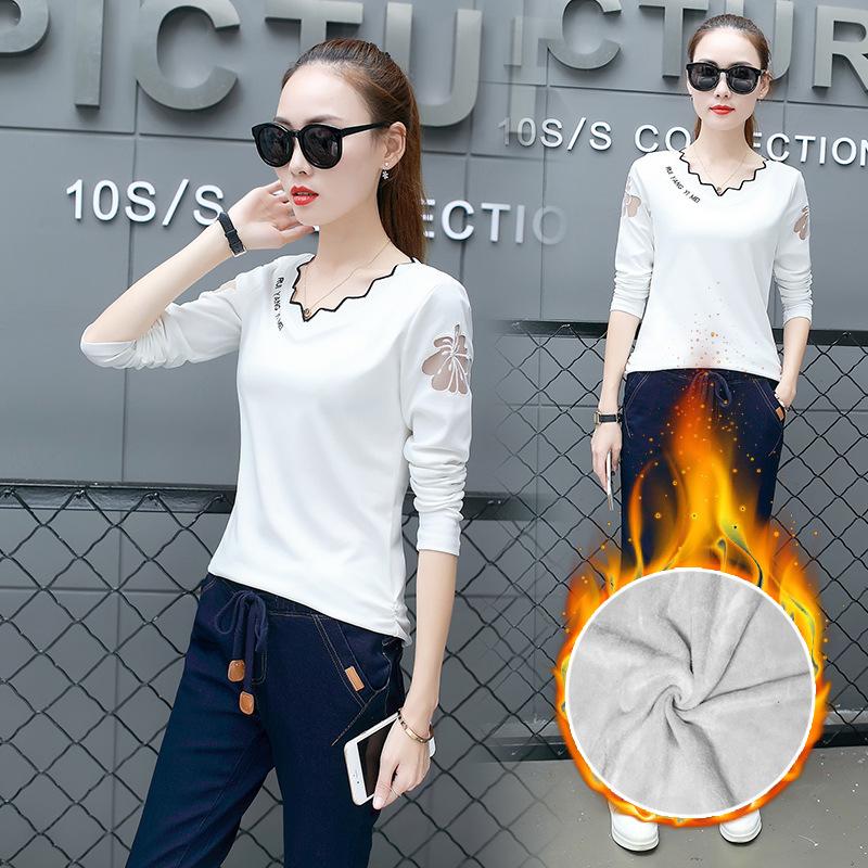 一眼就喜欢的打底衫，冬季打底黑色的款式还不容易过时