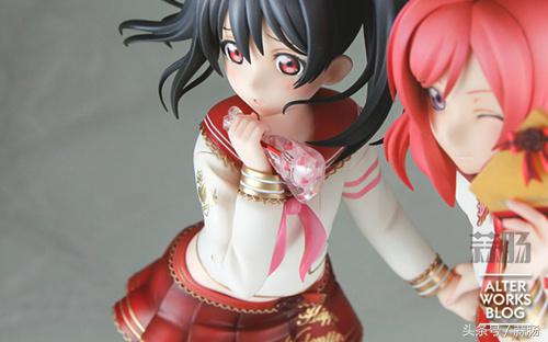 西野木真姬矢泽妮可合照 (矢泽妮可和西野真姬)