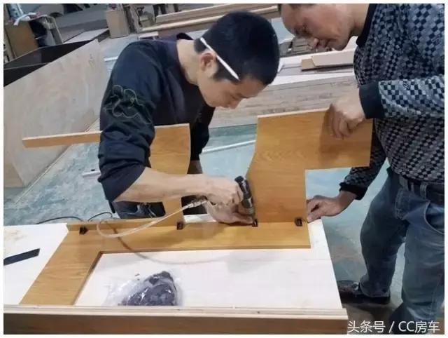 lc78改装旅居房车,轻卡改装房车最佳方法