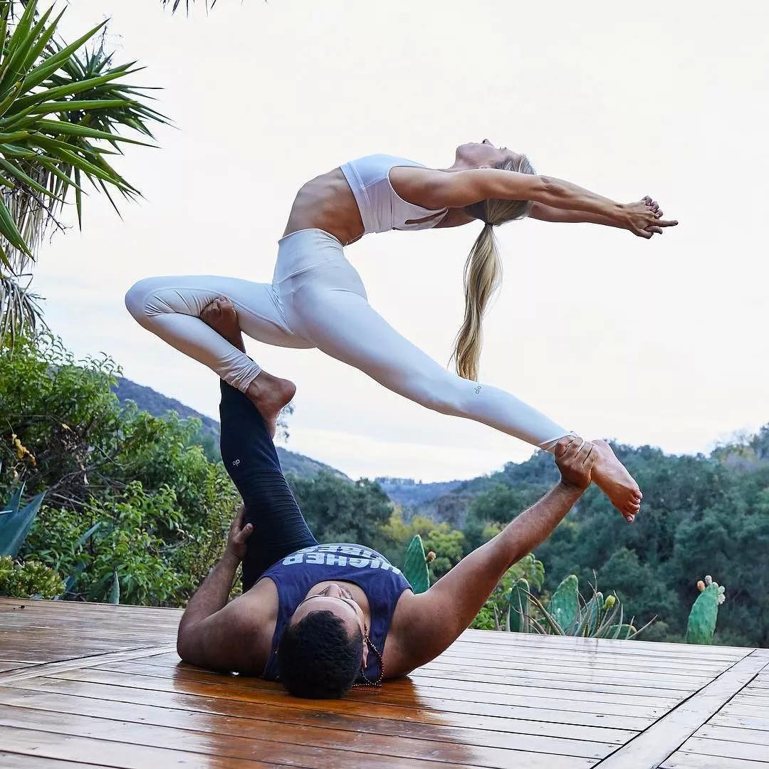 狗年情人节:你该懂的“前戏”指南,未满18岁请迅速撤离!