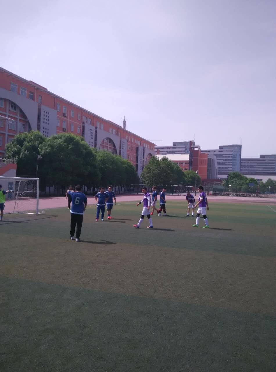 战报主场5-0,战报足球比赛