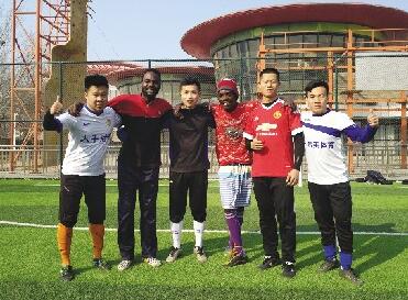 非洲小伙第一次在聊城过春节