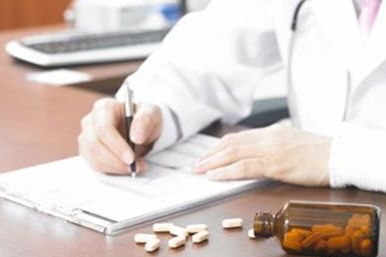 家里过期的药别再扔了,家里的药一定要放起来