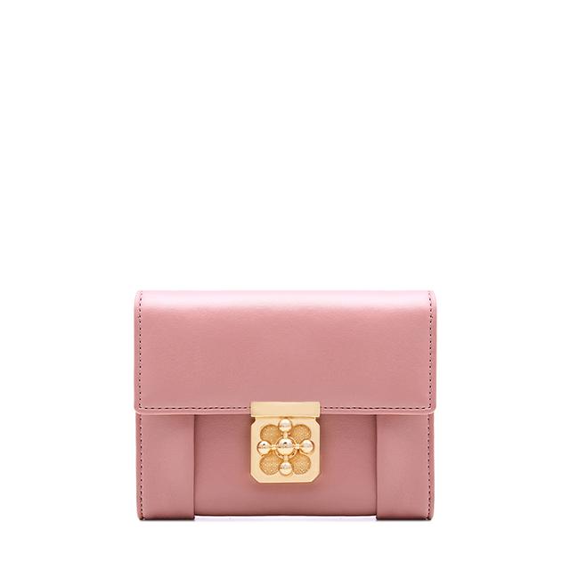 奢侈品包和普通包包的区别,1万的包和几百块的包有什么区别