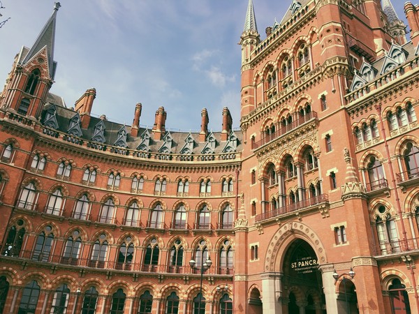 记忆在岁月里变模糊,记忆在流逝的岁月里模糊