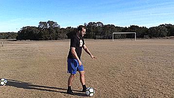 足球新手必学技巧,足球踢球技巧大全