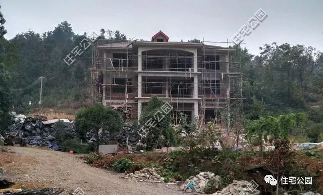 农村建别墅包工包料多少钱一平米,在农村建别墅在网上买图纸好不好