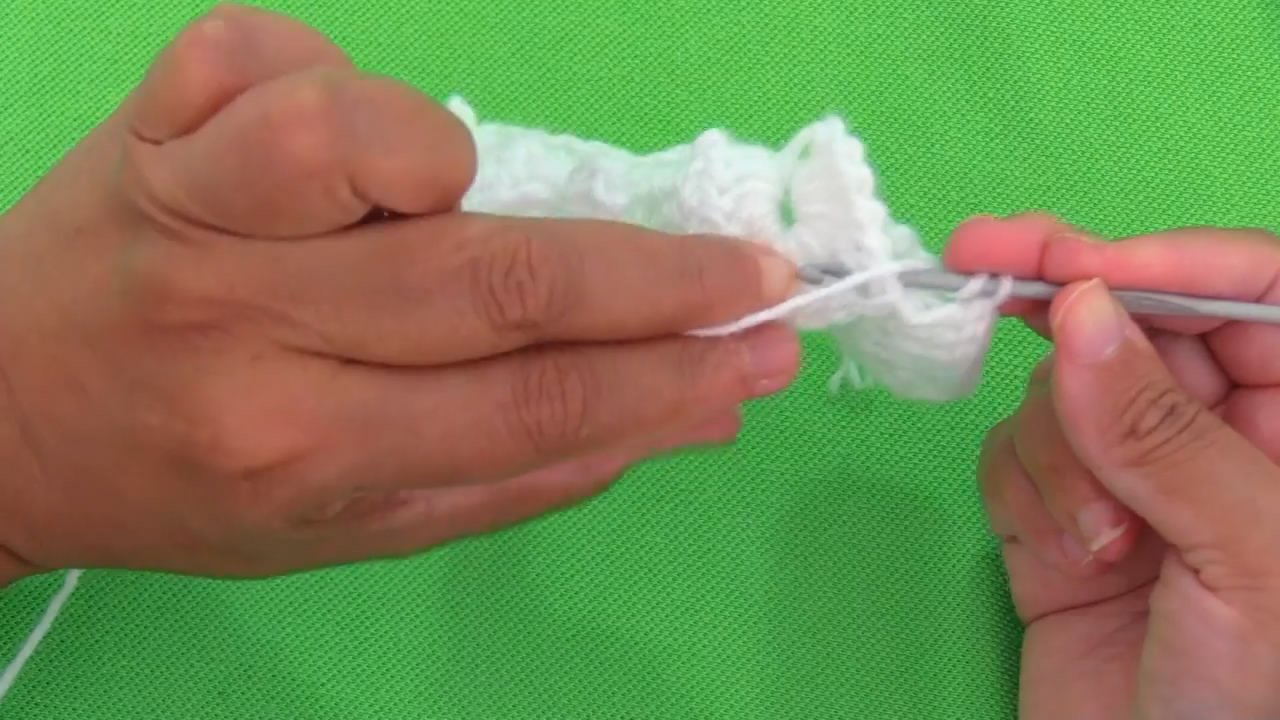 2020最火八股情人棉围巾钩织,水草花另一种交叉围巾钩织慢教程