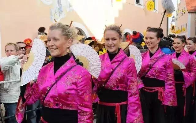 德国喜欢中国的小镇,德国小镇中国人