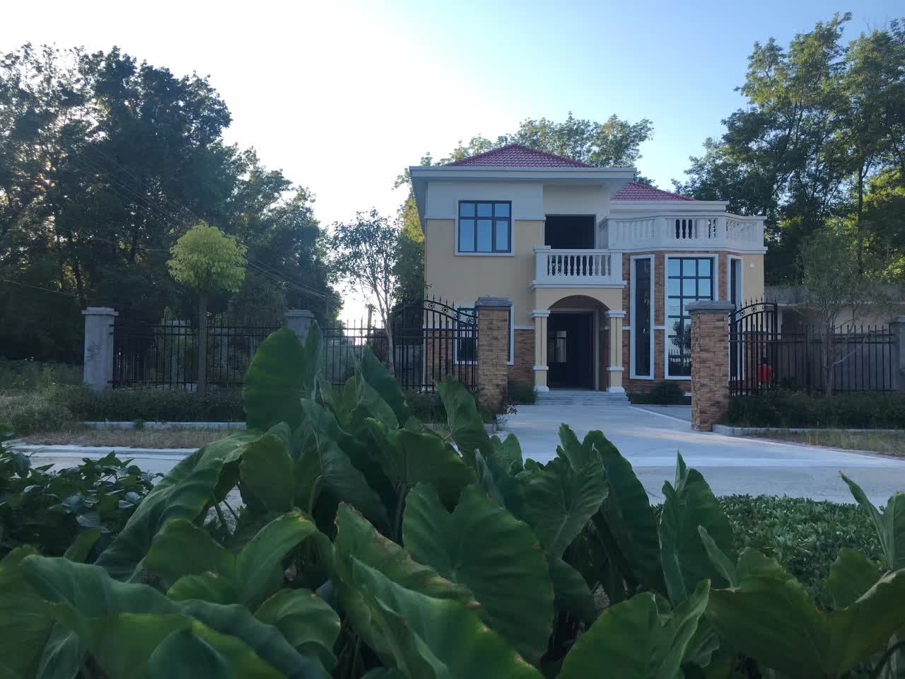 农村用树脂瓦盖房的效果图,现在农村盖房怎么设计