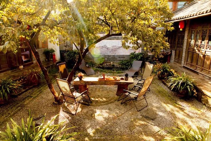 揭秘丽江男人“好吃懒做”的真实内幕！