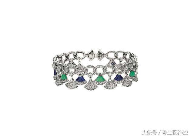 袁泉李易峰,袁泉白衬衣走红毯惊艳场面