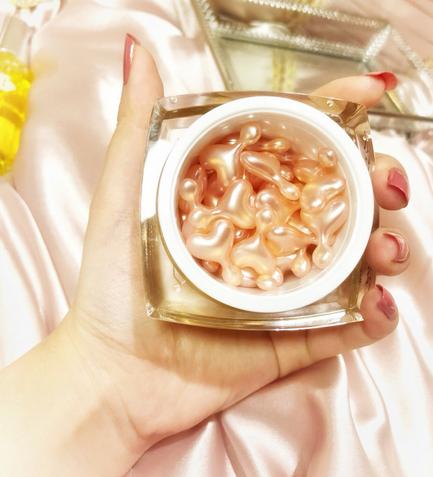 适合干皮的精华液中等价位,精华液中等价位推荐