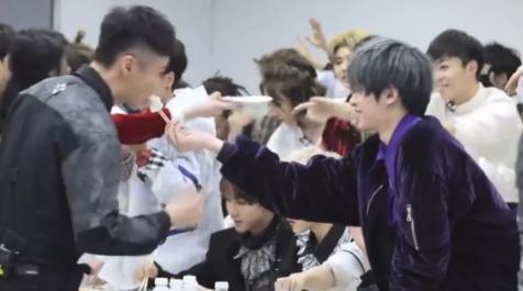 《偶像练习生》皇权富贵王炸四子乾坤正道异坤各种CP了解一下！