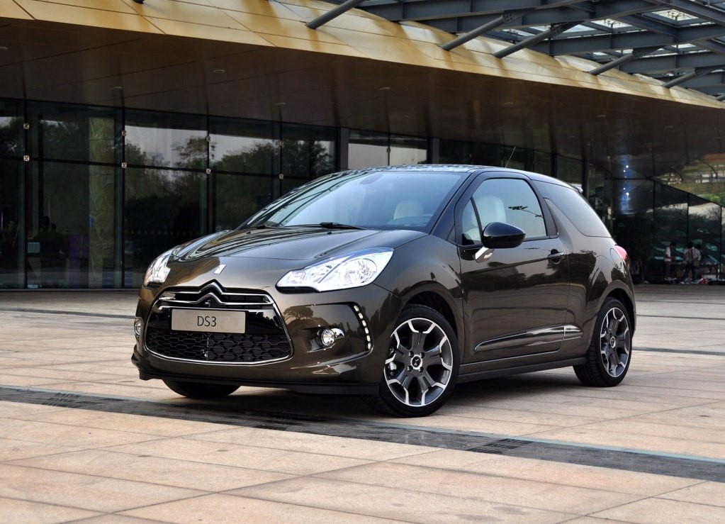 超级拉风的敞篷4座跑车,超级拉风的车