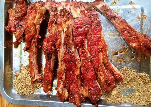 春天到了吃烧烤,春天到了吃烤串了