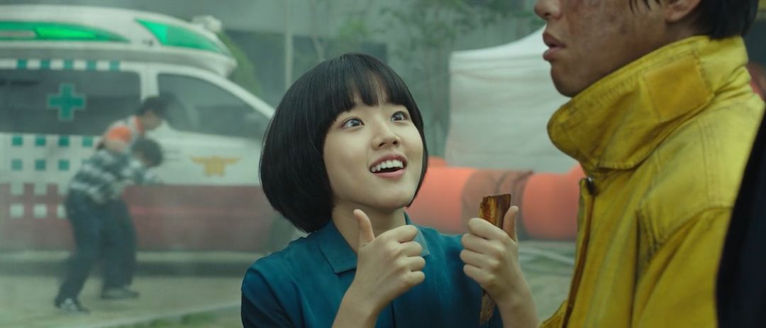 这部几乎把韩国人都赶到影院的巨片,我一手五颗星一手一颗星