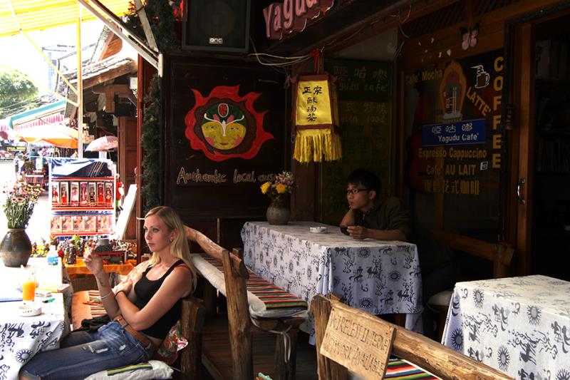 云南赶街场面描写,云南赶街赶集视频