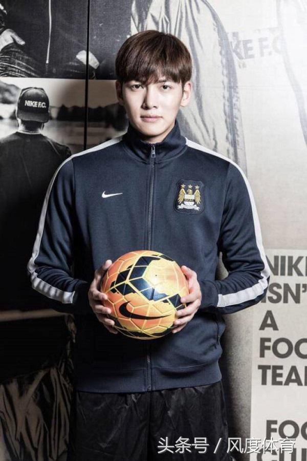 足球场上的穿搭,足球场穿搭