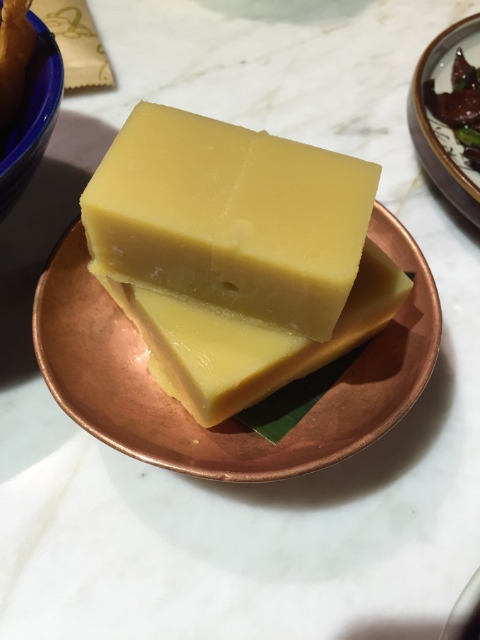 冬天去哪里旅游暖和特色美食,冬季游玩攻略美食推荐