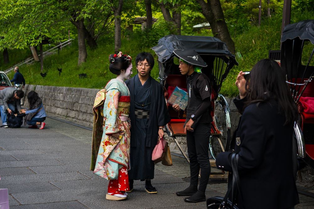 中国游客全球第一：美国游客消费额仅中国一半，这个国家最受欢迎