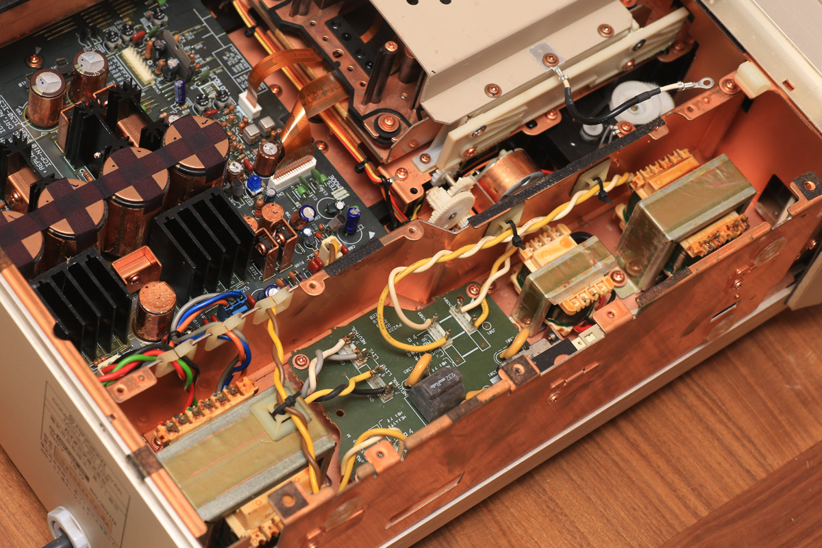 二十多年前的CD机至今售价上万，先锋PD-T09究竟实力何在？