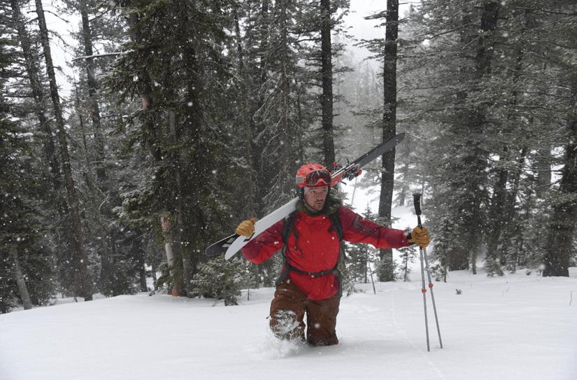 结缘骆驼户外美国登山家足迹遍及喜马拉雅64座高峰