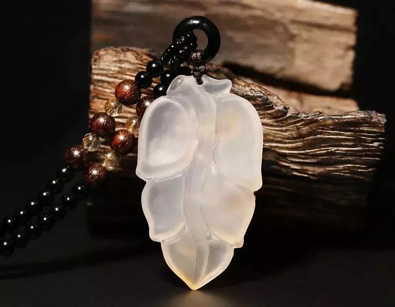 小心春季湿气入侵!金饰、钻饰不保养,两个月后成废品