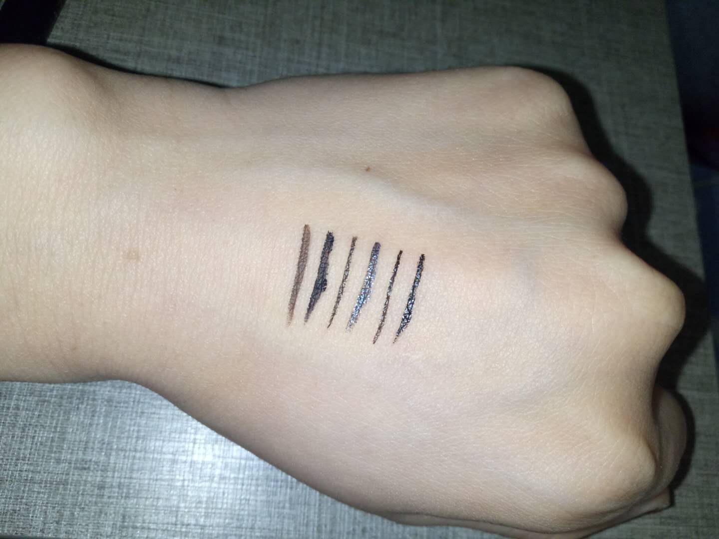 眼线总是晕妆，六款自用眼线产品测评教你如何避免踩雷