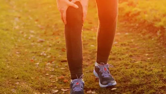 跑步到底伤不伤害关节,跑步到底好不好是否伤膝盖